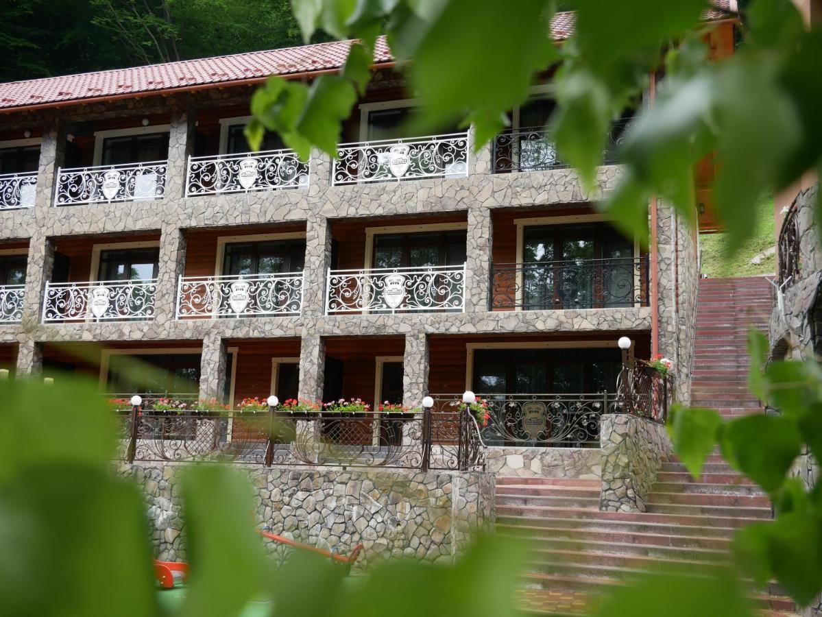 Zatyshok Hotel Svalyava Exterior foto