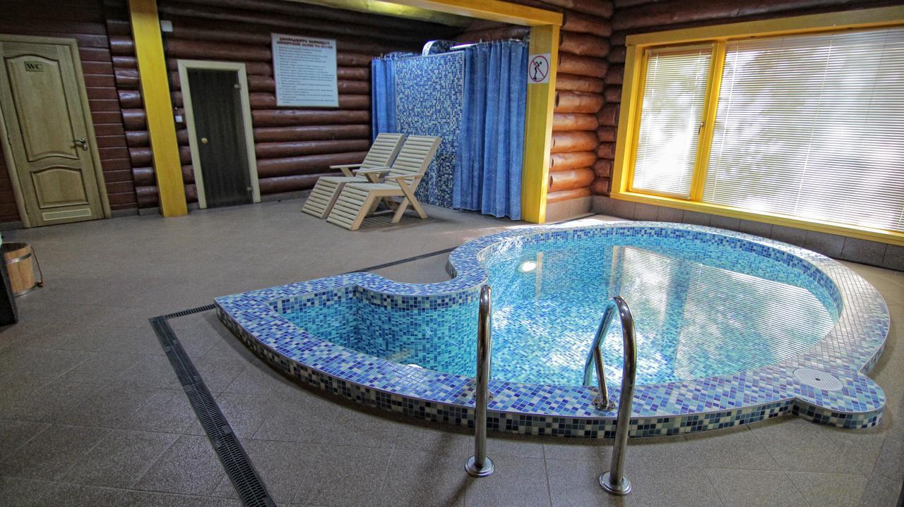 Zatyshok Hotel Svalyava Exterior foto
